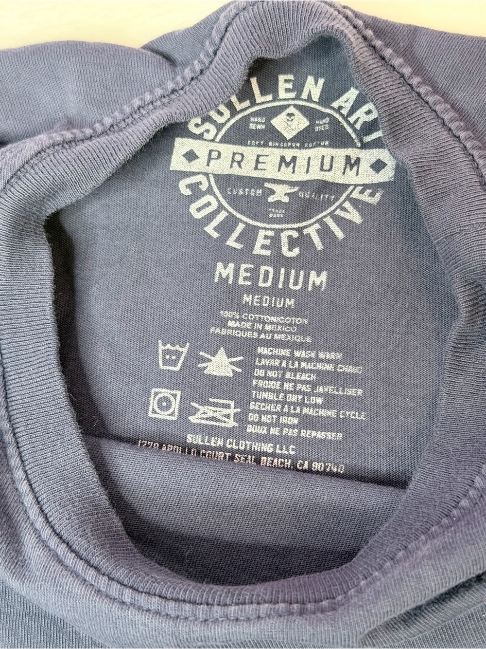 Black‎ Graphic Crewneck Tee - Picture 7 of 7